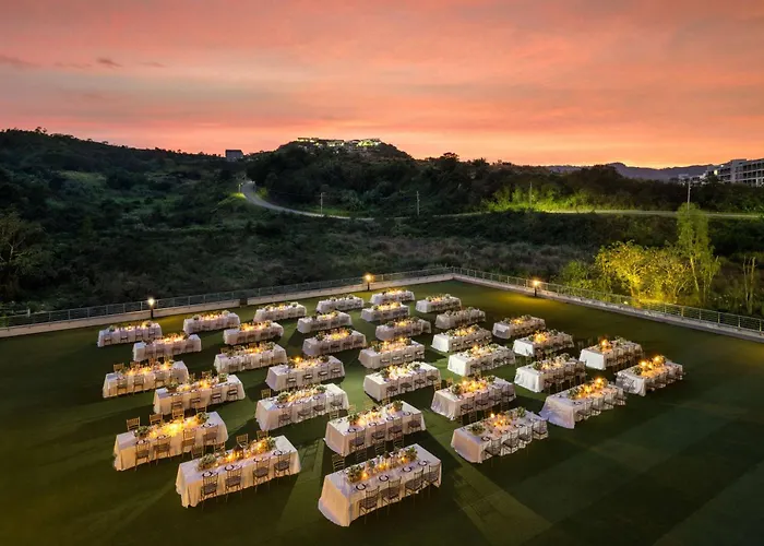 Clark Field Spa Hotels