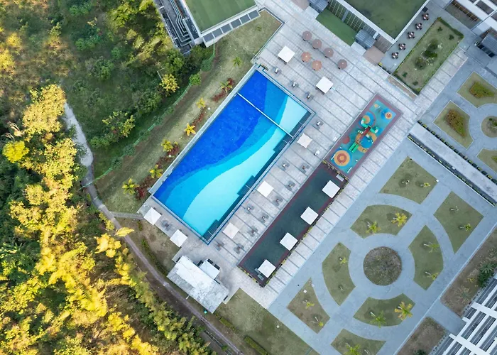 Clark Field Spa Hotels
