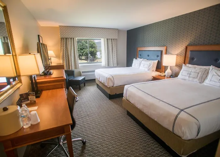 Lake George Spa Hotels