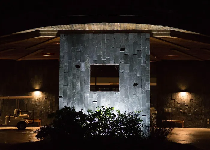 VANCOUVER ISLAND Spa Hotels