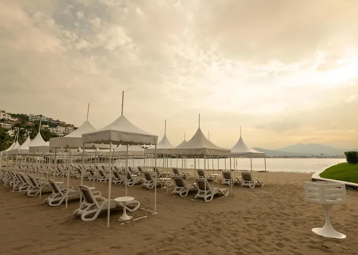 Manzanillo Spa Hotels