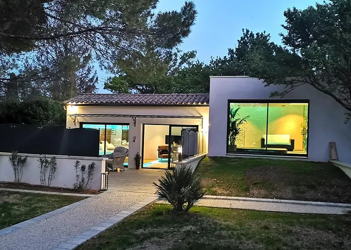 L'Isle-sur-la-Sorgue Spa Hotels