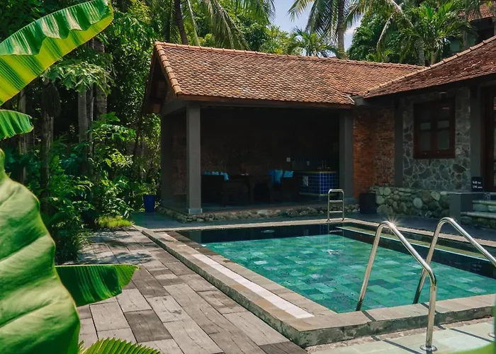 Hue Spa Hotels